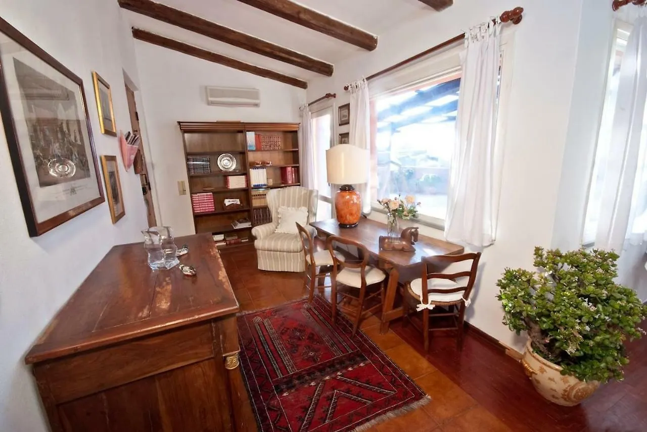 オリスターノAttico In Centro Con Vista Della Torre - Cozy Penthouse Facing To The Towerアパートメント オリスターノ